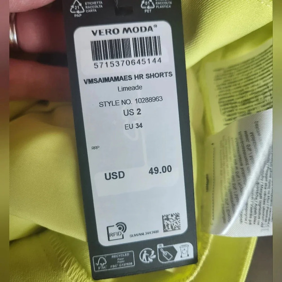 NWT Vera Moda Limeade Summer Pleat Shorts Sz 2 - Picture 7 of 12